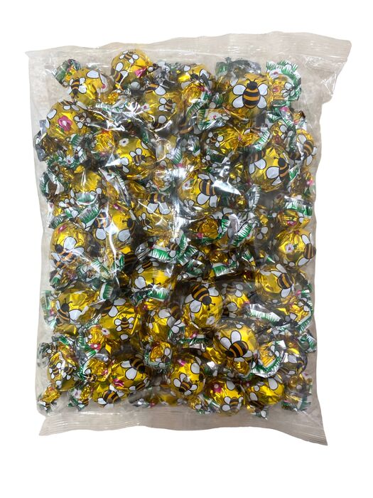 מארז פרליני שוקולד חלב איור דבורה במילוי קרם בטעם אגוזים 800 גרם