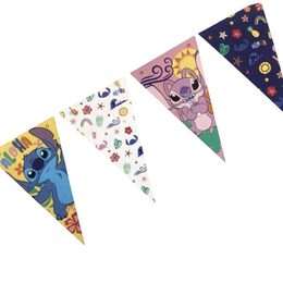 שרשרת דגלונים לילו וסטיץ' 2.5 מטר