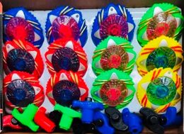 סביבון קוברה 10 ס"מ אור ומוזיקה- צבע אקראי