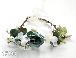 זר פרחים לראש וינטג' טורקיז לבן
