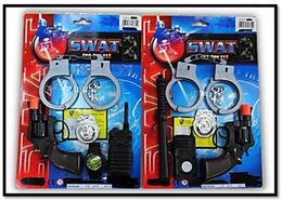 סט אקדח אזיקים שעון ומכשיר קשר לתחפושת שוטר